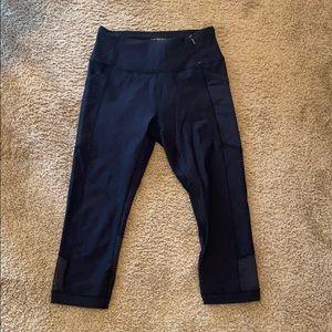 Valiant Capri Workout Pants
